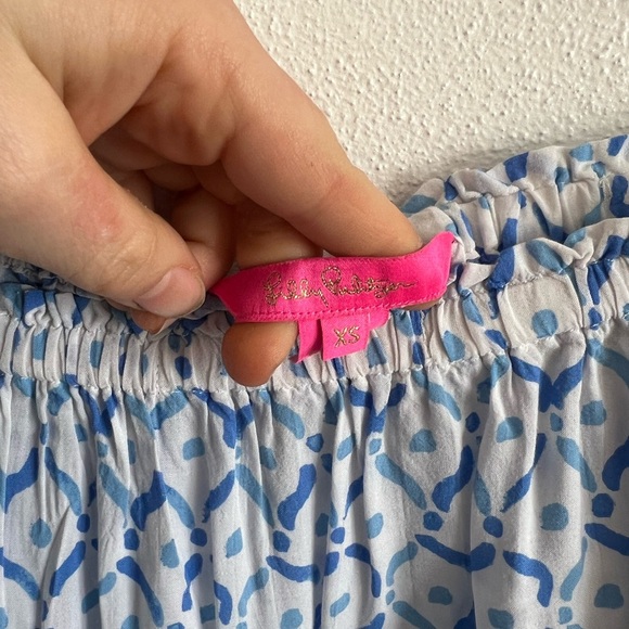 Lilly Pulitzer Nevie Off The Shoulder Top in Sea La Vie Print, XS - Picture 3 of 5